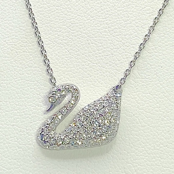 Swarovski necklace. - Picture 5 of 7